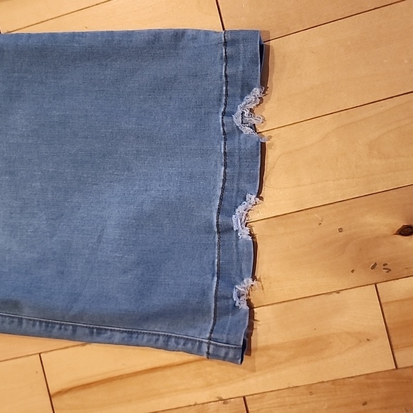 Colombian Trucco wide leg Jeans NWT - Picture 2 of 12